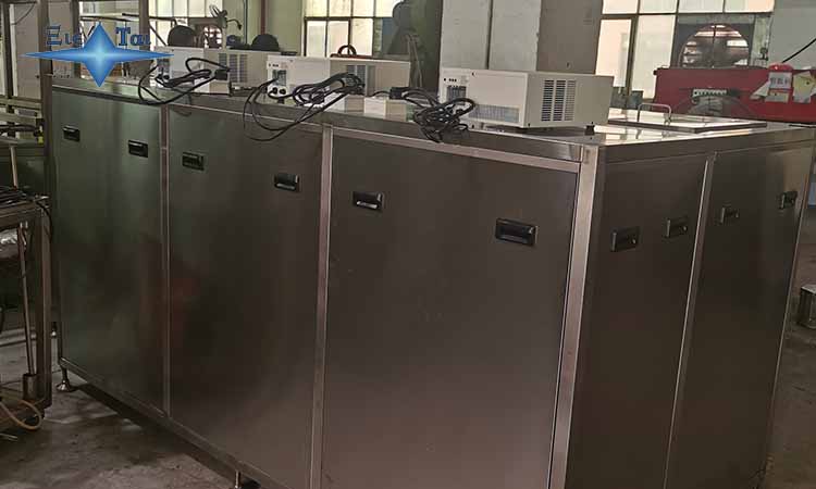 工業(yè)超聲波清洗機(jī)購(gòu)前的注意事項(xiàng)