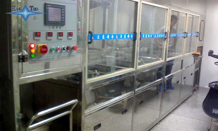 如何清洗發(fā)動機上的油污 如何清除茶杯內(nèi)的茶垢