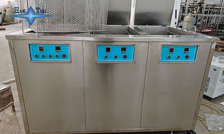 超聲波清洗機清洗液的專業(yè)解析與應用