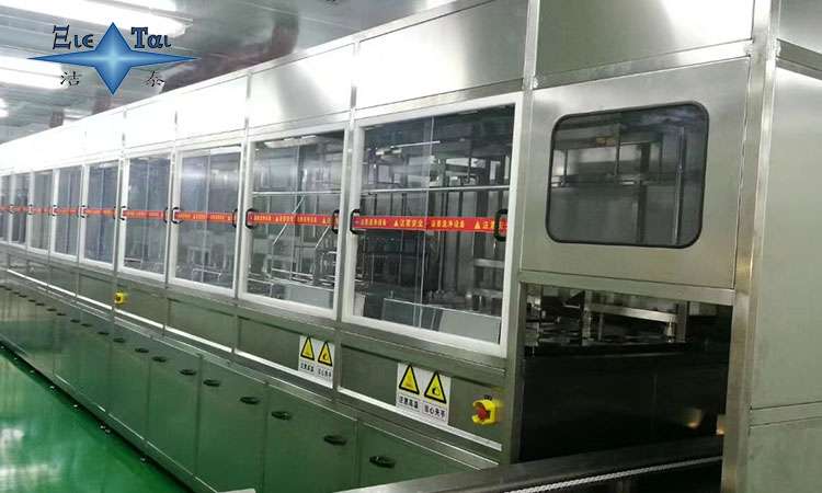 大型超聲波清洗機如何根治油污頑疾？潔泰非標(biāo)定制，讓清洗不再背鍋